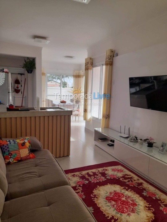 Casa para aluguel de temporada em Itapema (Perequê)