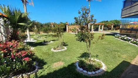 Apartamento con acceso privado a la playa