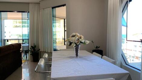 Apartamento de Luxo em Meia Praia | 4 Suítes, Vista Mar, Itapema