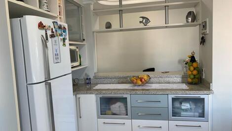 Apartamento de Luxo em Meia Praia | 4 Suítes, Vista Mar, Itapema