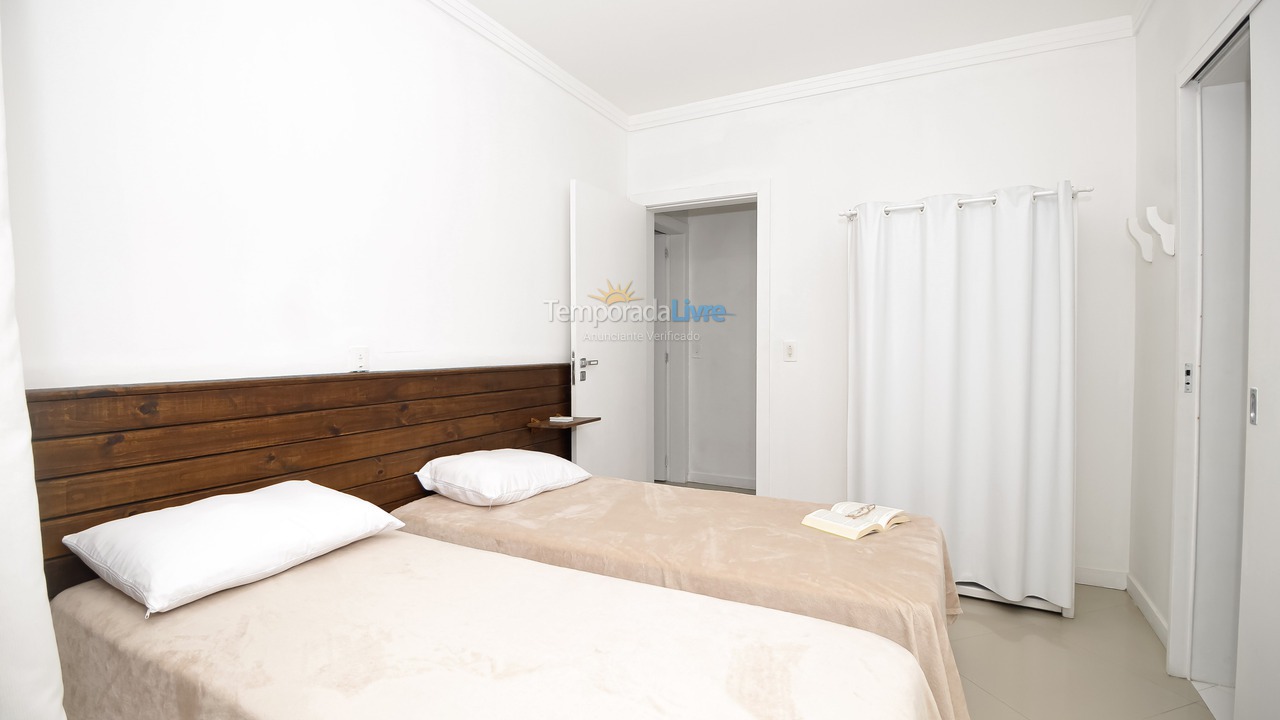 Apartamento para alquiler de vacaciones em Bombinhas (Praia de Quatro Ilhas)