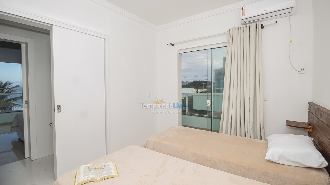 Apartamento para alquiler de vacaciones em Bombinhas (Praia de Quatro Ilhas)