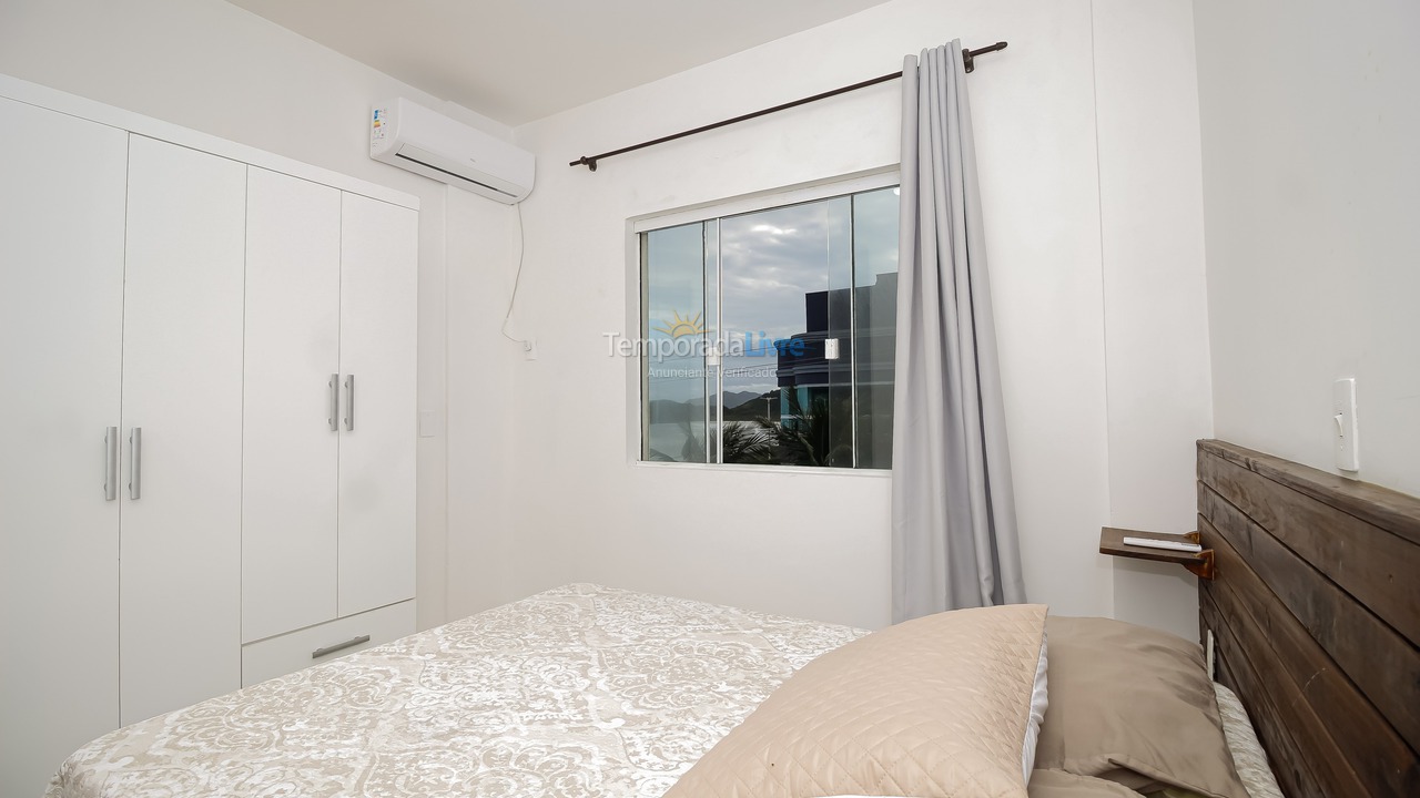 Apartamento para alquiler de vacaciones em Bombinhas (Praia de Quatro Ilhas)