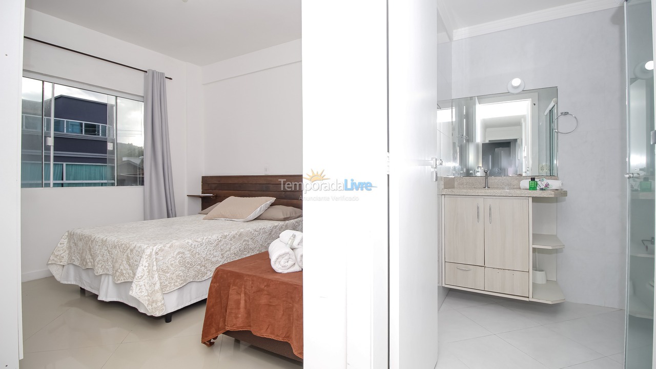 Apartamento para alquiler de vacaciones em Bombinhas (Praia de Quatro Ilhas)