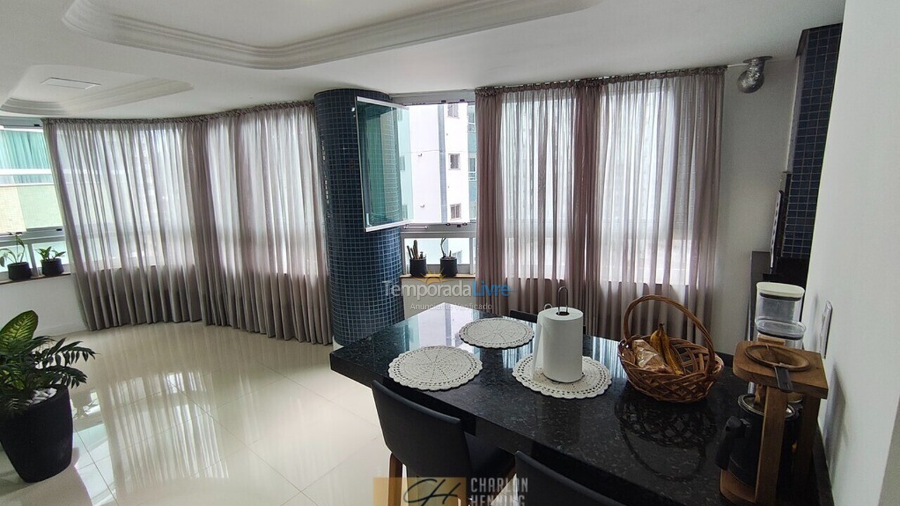 Apartamento para aluguel de temporada em Balneário Camboriú (Centro)