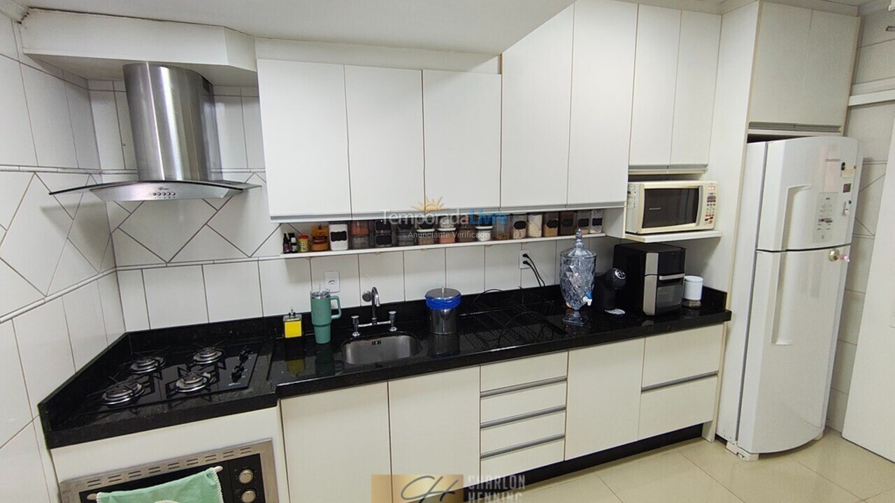 Apartamento para aluguel de temporada em Balneário Camboriú (Centro)