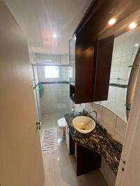 Excelente apto na prainha,3 quartos com Ac, sacada com churrasqueira