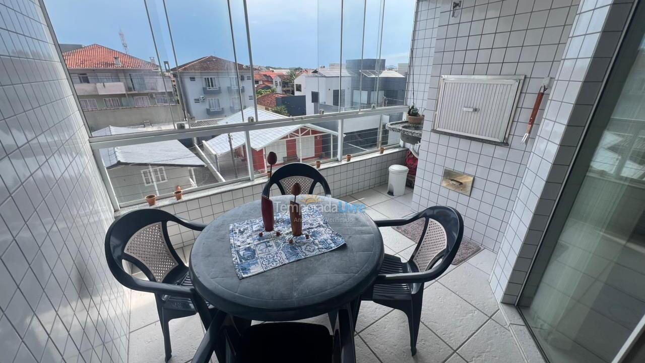 Apartamento para aluguel de temporada em São Francisco do Sul (Prainha)