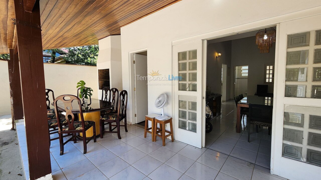 Chácara / sítio para aluguel de temporada em Ubatuba (Itamambuca)