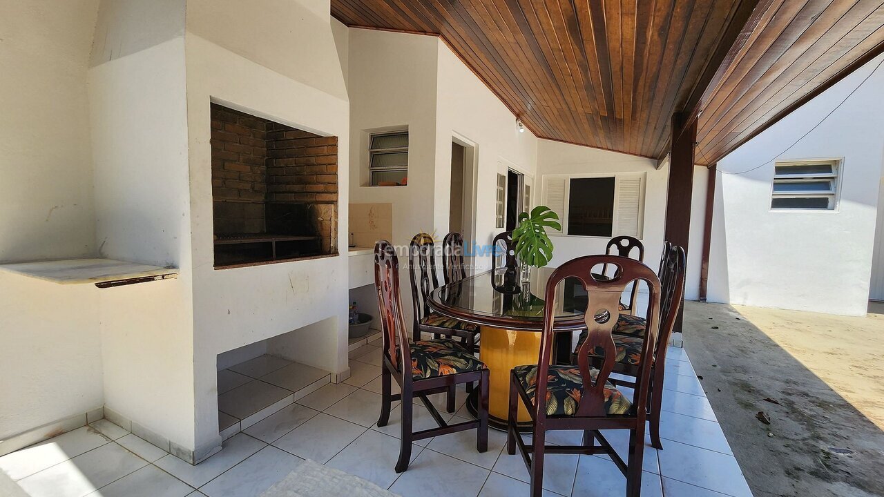 Chácara / sítio para aluguel de temporada em Ubatuba (Itamambuca)