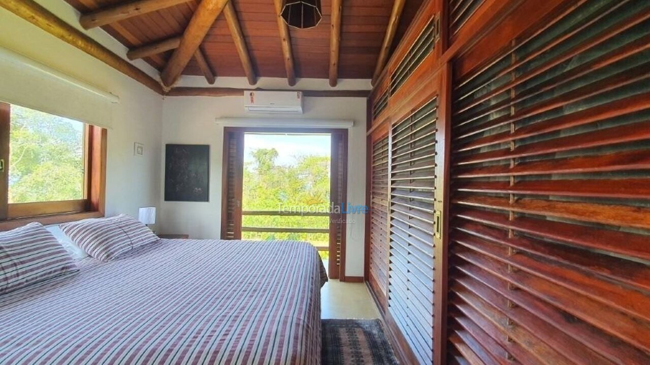 Casa para aluguel de temporada em Ubatuba (Itamambuca)