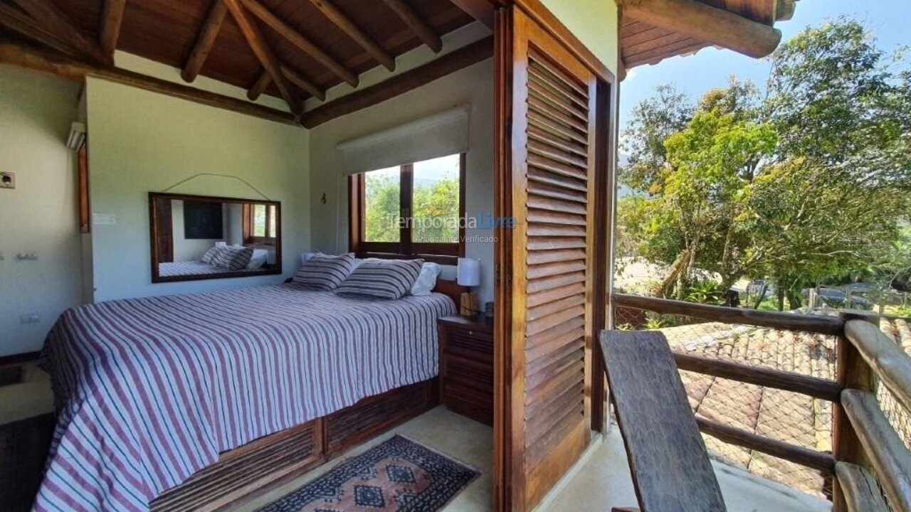 Casa para aluguel de temporada em Ubatuba (Itamambuca)