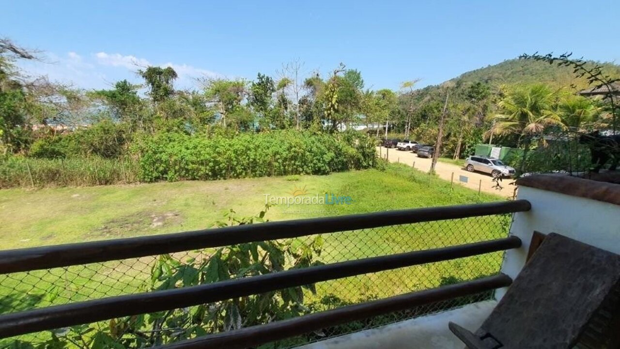 Casa para aluguel de temporada em Ubatuba (Itamambuca)