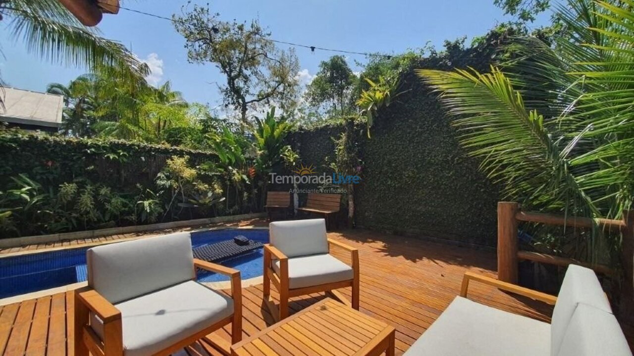 Casa para aluguel de temporada em Ubatuba (Itamambuca)