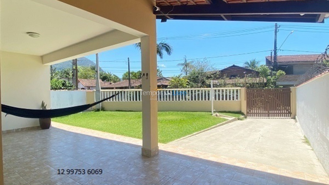 Casa para alquiler de vacaciones em Ubatuba (Maranduba)