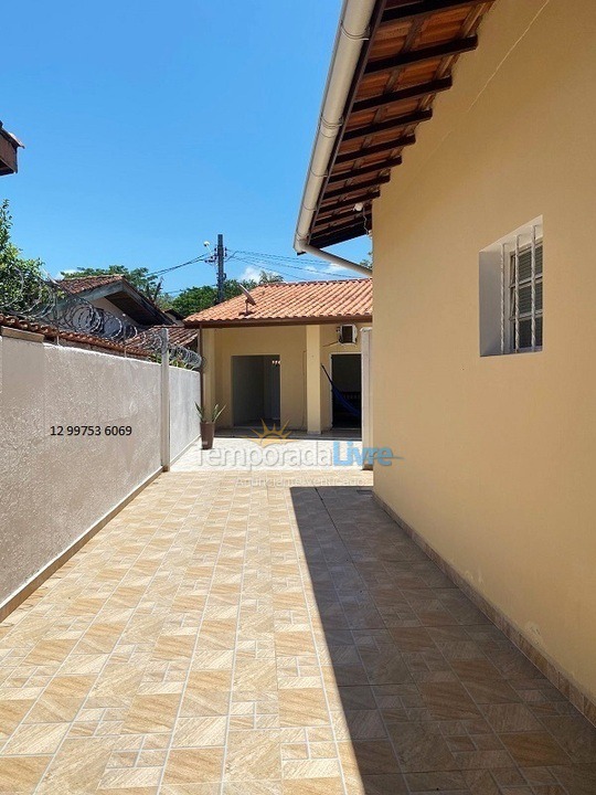 Casa para alquiler de vacaciones em Ubatuba (Maranduba)