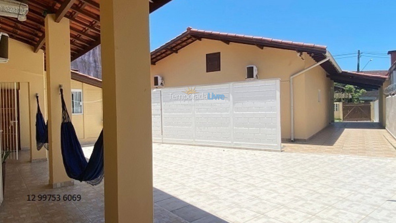 Casa para alquiler de vacaciones em Ubatuba (Maranduba)