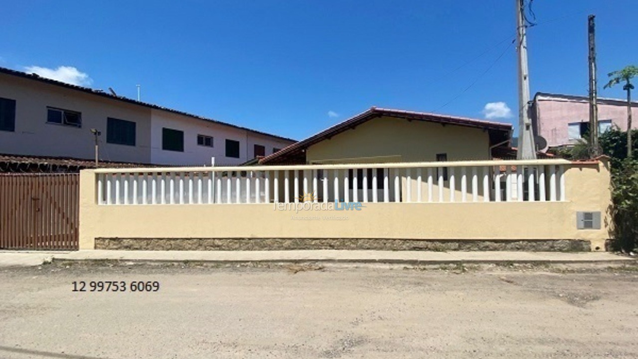 Casa para alquiler de vacaciones em Ubatuba (Maranduba)