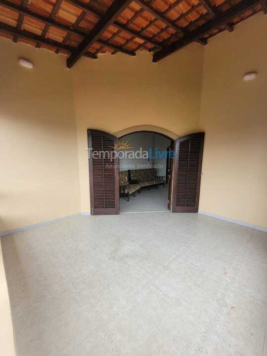 Casa para aluguel de temporada em Bertioga (São Lourenço)