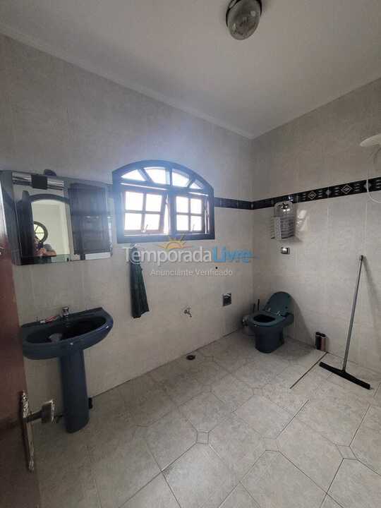 Casa para aluguel de temporada em Bertioga (São Lourenço)