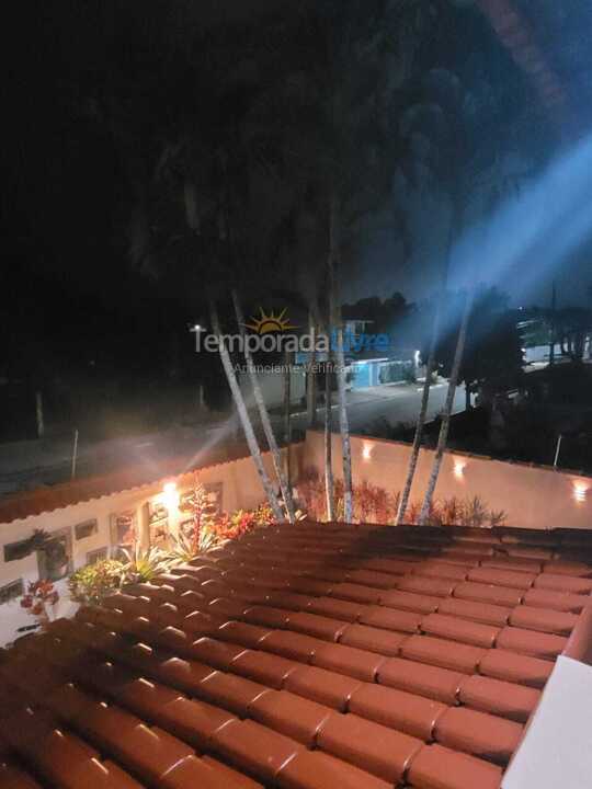 Casa para aluguel de temporada em Bertioga (São Lourenço)