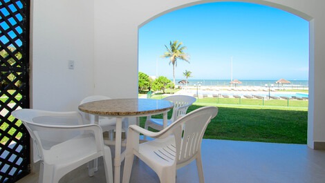 Dúplex frente al mar y con piscina para 8 personas