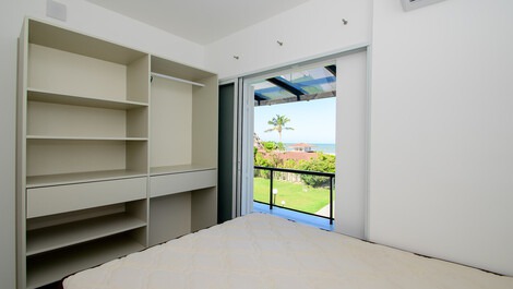 Dúplex frente al mar y con piscina para 8 personas