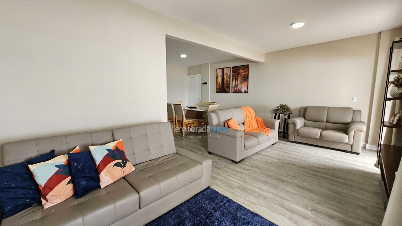 Apartamento para aluguel de temporada em Itapema (Meia Praia)