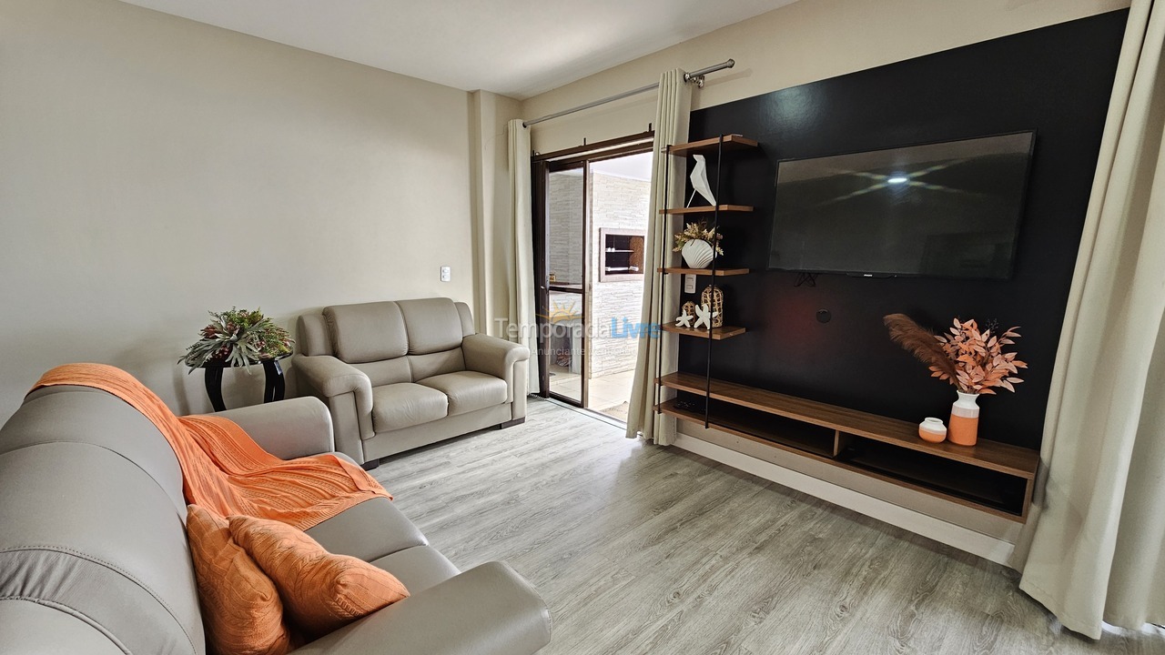 Apartamento para aluguel de temporada em Itapema (Meia Praia)