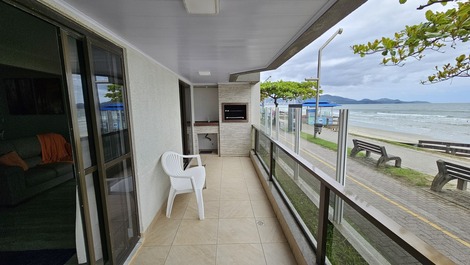 4 QUARTOS SENDO UMA SUÍTE