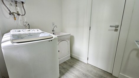 4 QUARTOS SENDO UMA SUÍTE