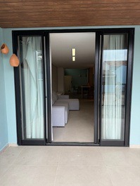 Excelente Geminado a 130m da Prainha, AC, WI-FI, garagem