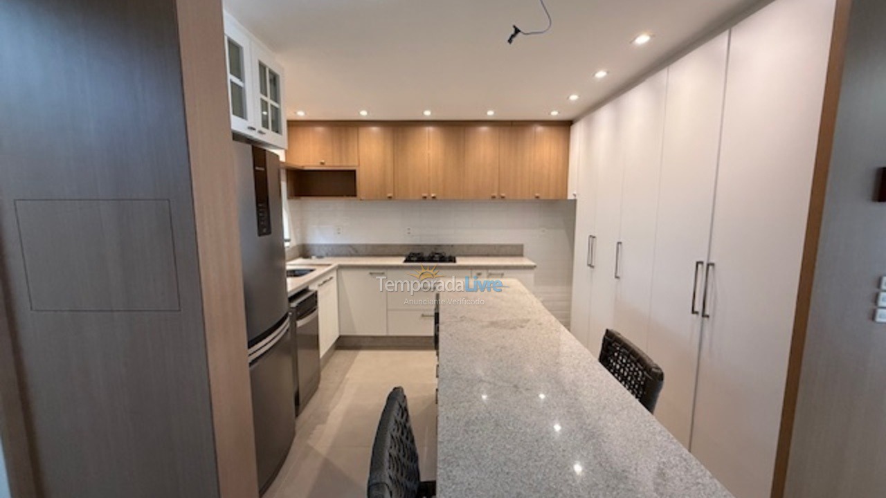 Casa para aluguel de temporada em São Francisco do Sul (Prainha)