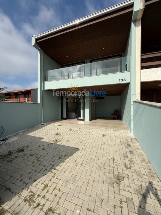 Casa para aluguel de temporada em São Francisco do Sul (Prainha)