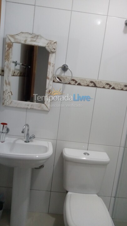 Casa para aluguel de temporada em Ubatuba (Lagoinha)