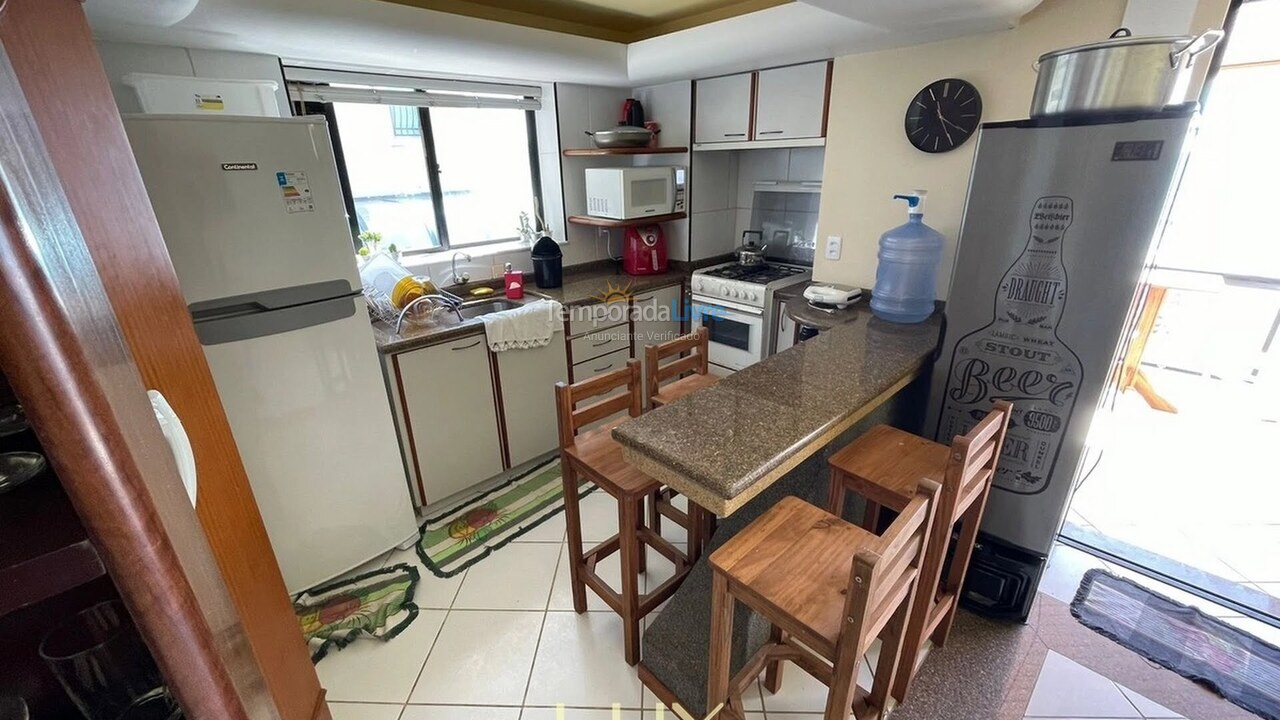 Apartamento para alquiler de vacaciones em Itapema (Meia Praia Frente Mar)