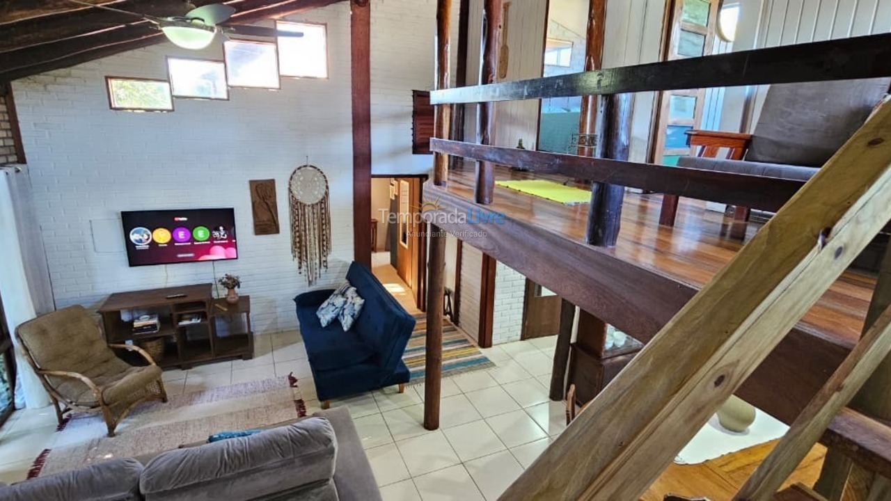 Casa para aluguel de temporada em Imbituba (Praia do Rosa)