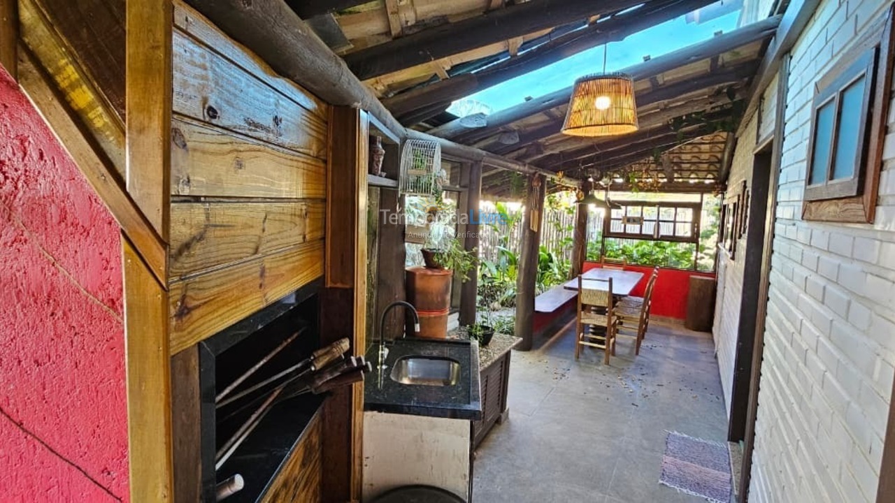 Casa para aluguel de temporada em Imbituba (Praia do Rosa)