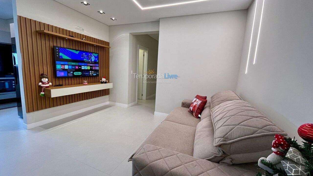 Apartamento para aluguel de temporada em Porto Belo (Perequê)