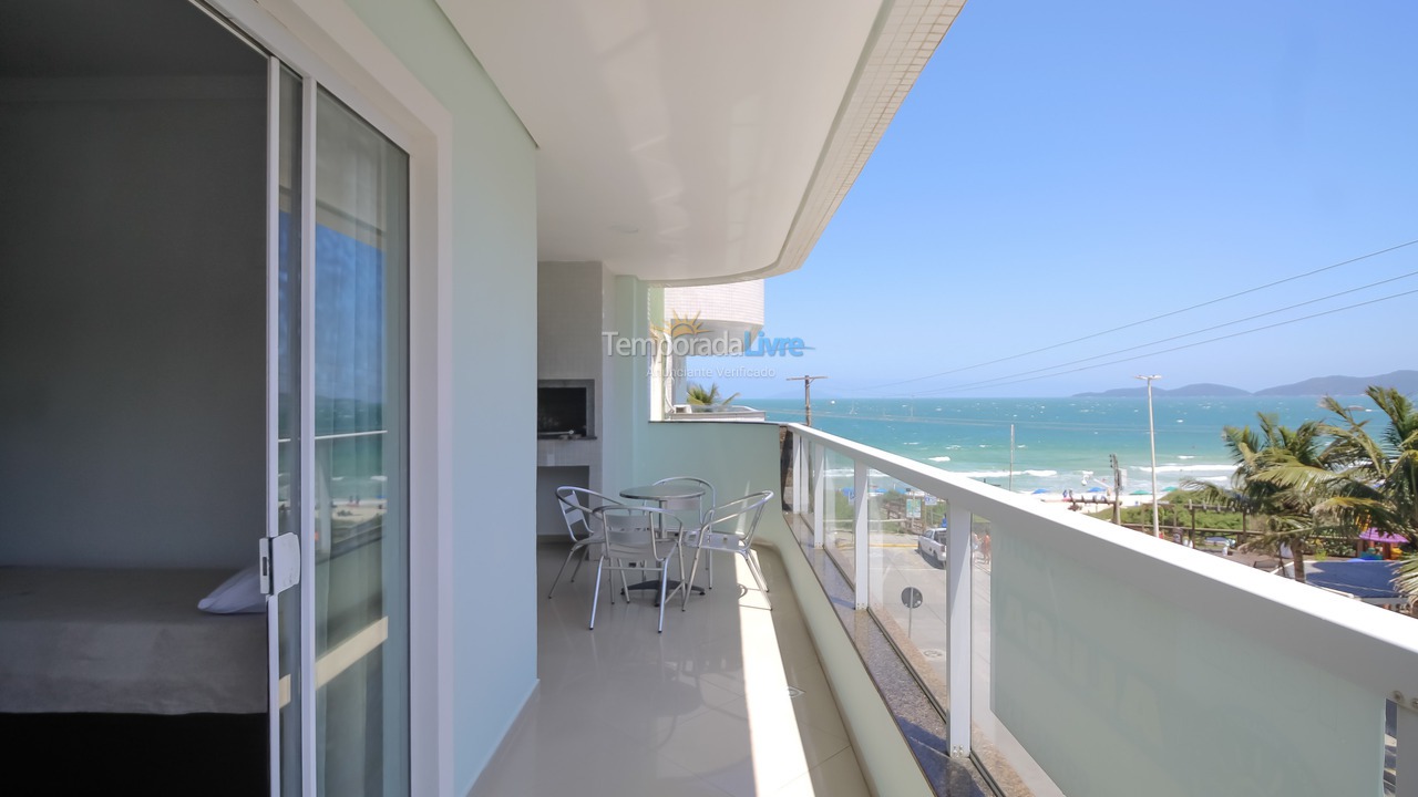 Apartamento para aluguel de temporada em Bombinhas (Praia de Quatro Ilhas)