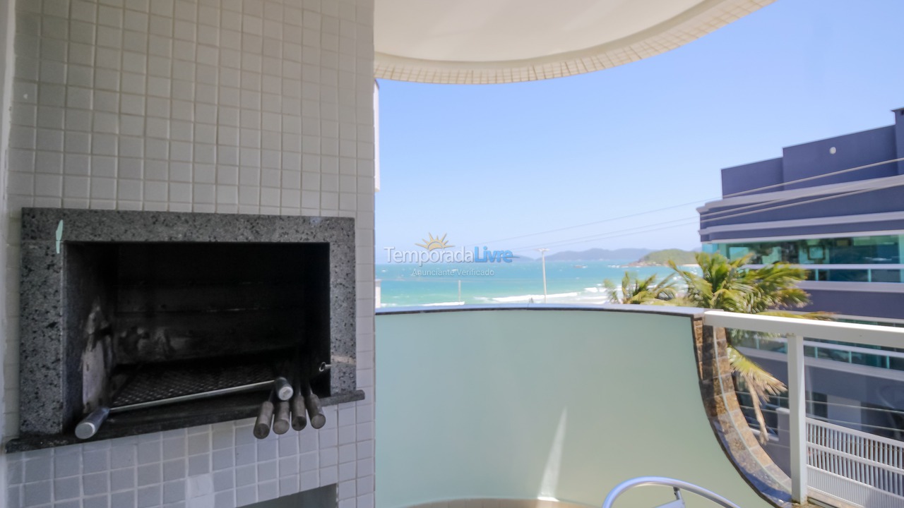 Apartamento para aluguel de temporada em Bombinhas (Praia de Quatro Ilhas)