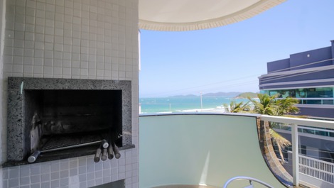 Apartamento com 2 suítes e linda vista para a Praia de Quatro Ilhas