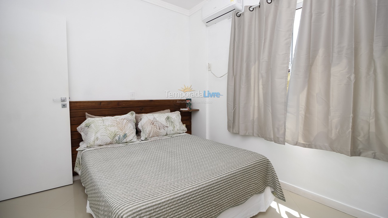 Apartamento para aluguel de temporada em Bombinhas (Praia de Quatro Ilhas)