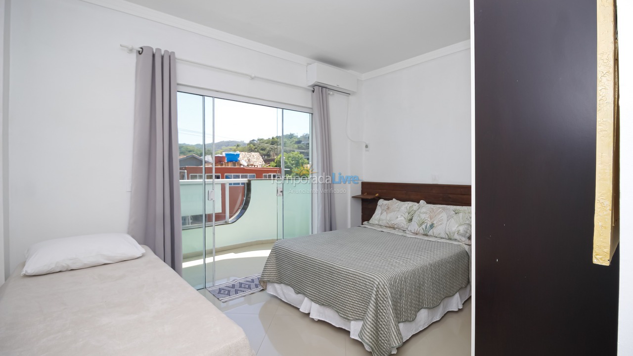 Apartamento para aluguel de temporada em Bombinhas (Praia de Quatro Ilhas)