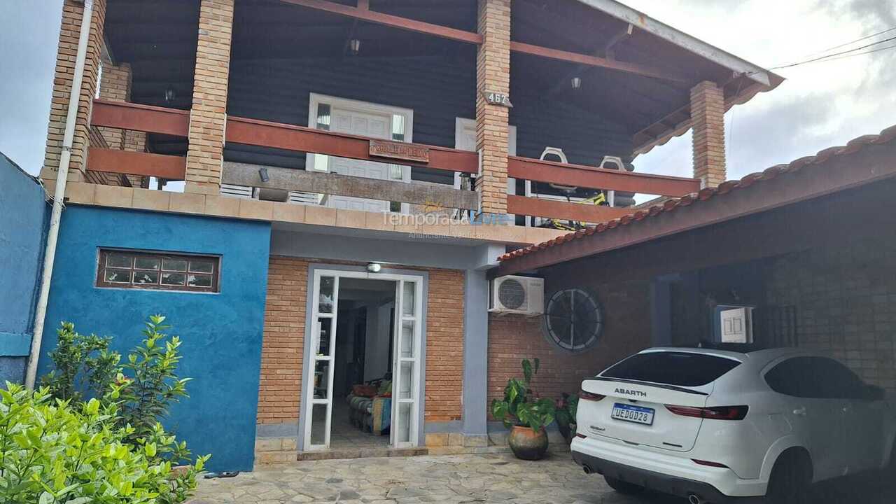 House for vacation rental in Caraguatatuba (Martin de Sá)