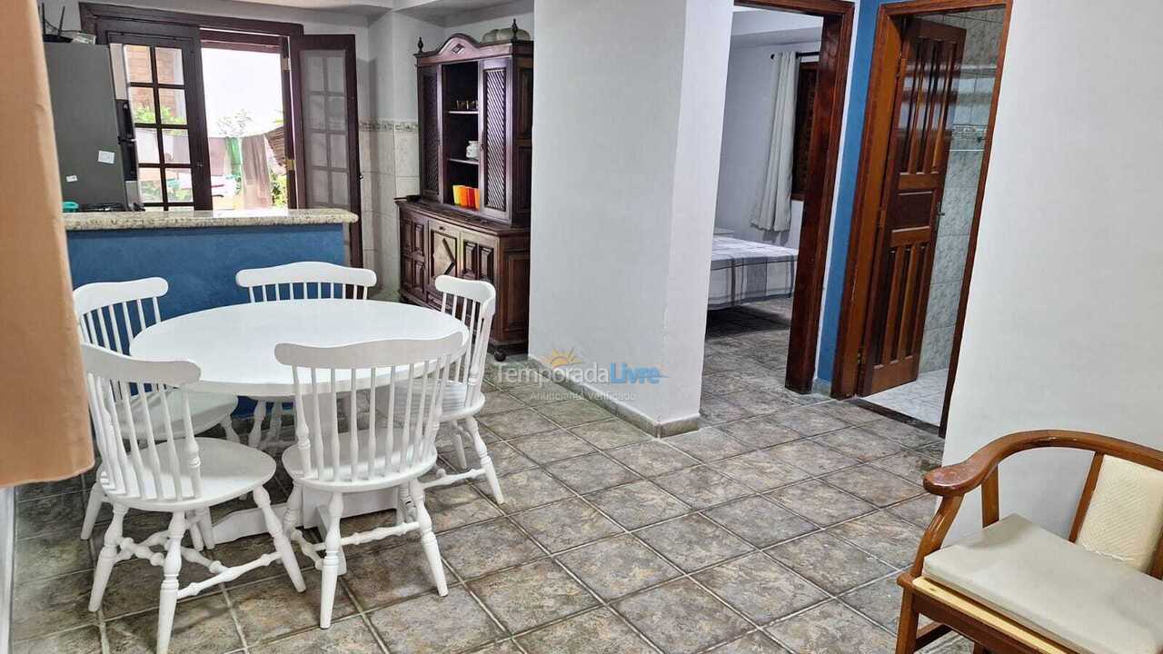 House for vacation rental in Caraguatatuba (Martin de Sá)