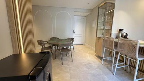 Excellent new apartment 100 meters from the beach with waves in Canto Grande.