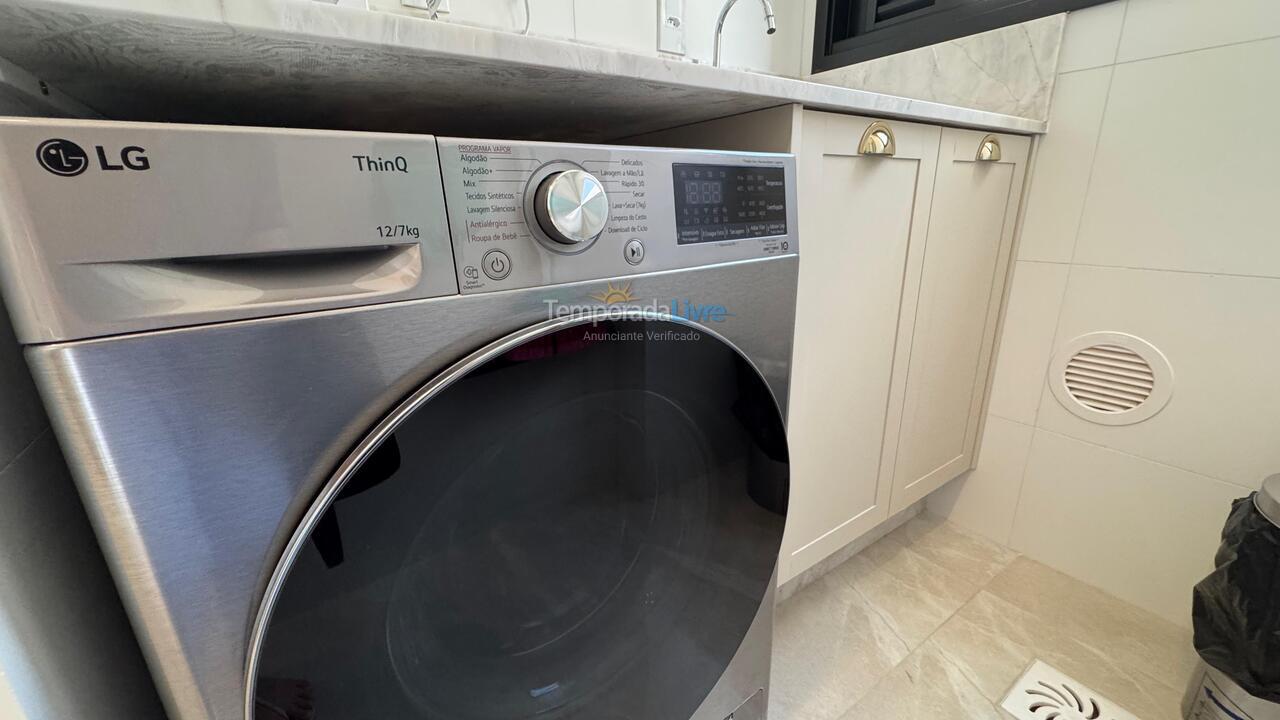 Apartment for vacation rental in Bombinhas (Canto Grande)