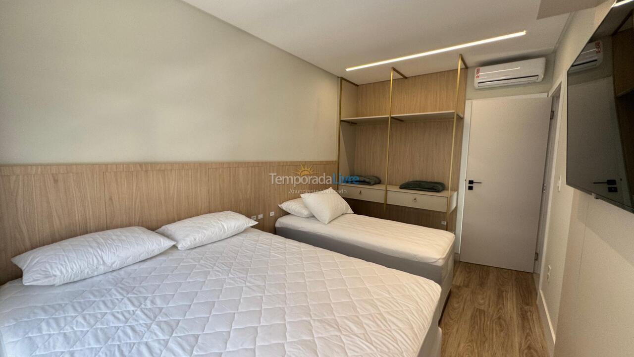 Apartment for vacation rental in Bombinhas (Canto Grande)