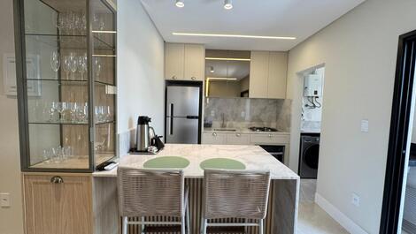 Excellent new apartment 100 meters from the beach with waves in Canto Grande.